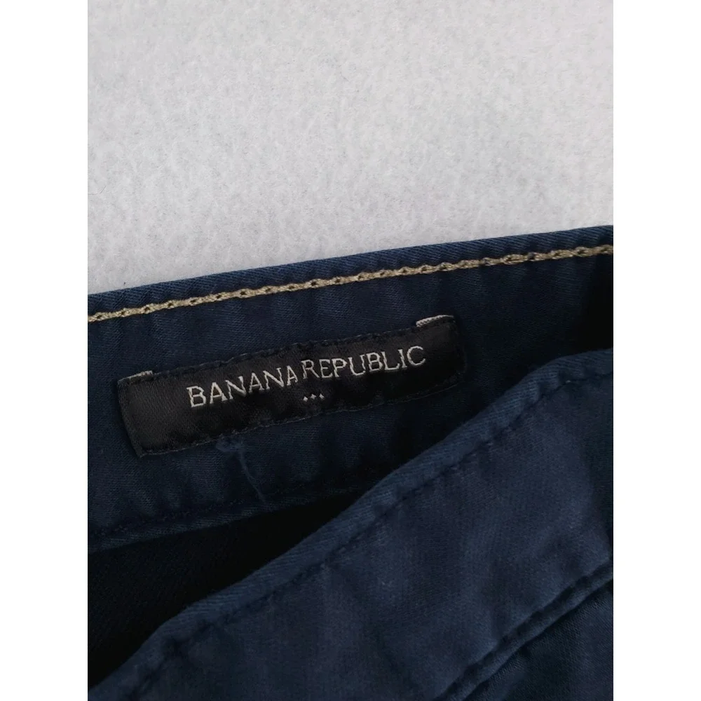 Banana Republic Travel Jean Mens 31x30 Navy Blue Slim Fit Tapered Chino Stretch
